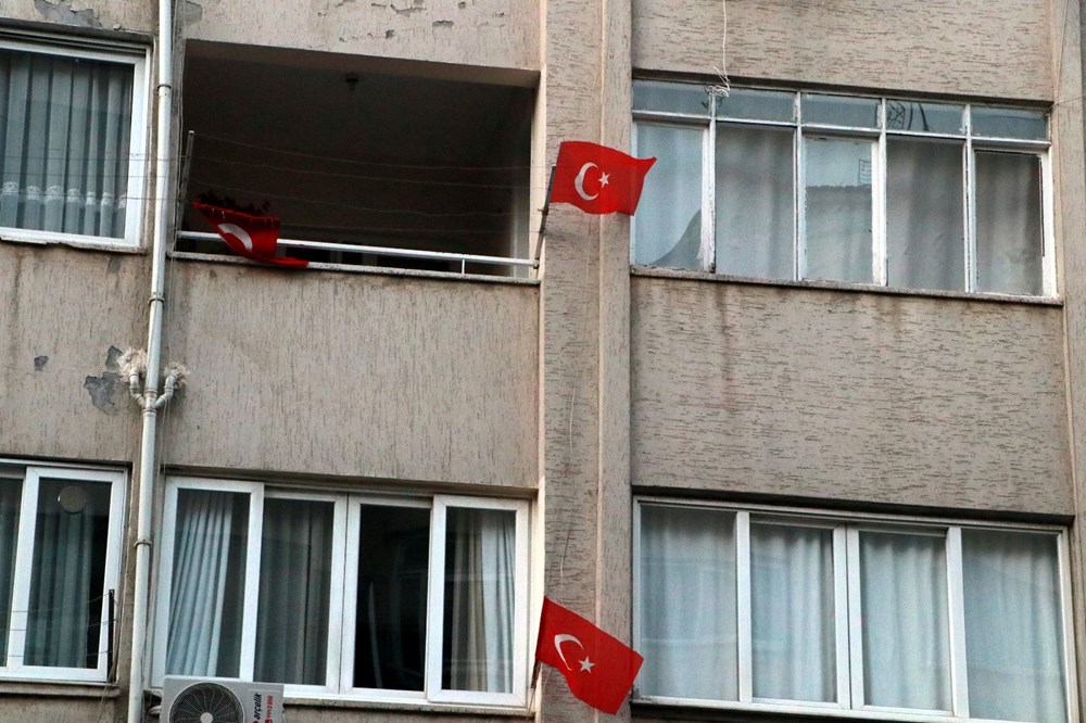 İskenderun'da patlamanın yaşandığı caddede teröre ‘Türk bayraklı’ tepki - 8