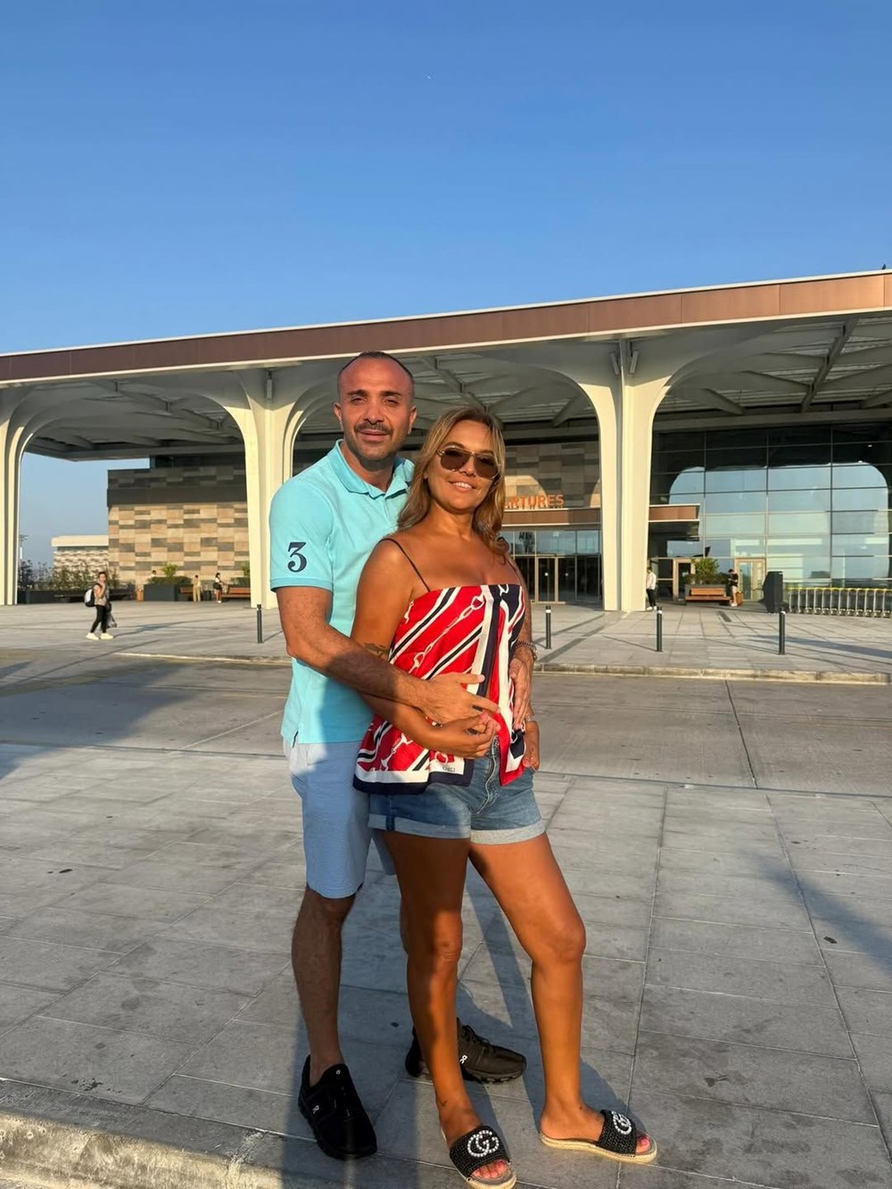 Demet Akalın'dan yaza veda paylaşımı: Her şey senin için canım kızım - 2