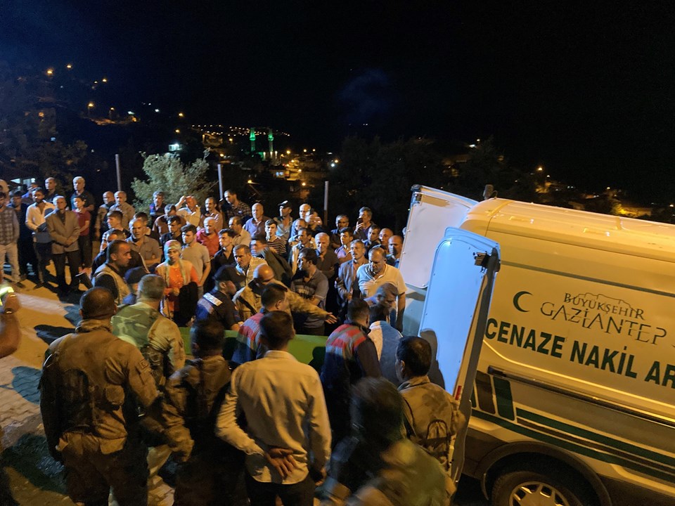 Gaziantep'te bir eve silahlı saldırı: 2 ölü, 3 yaralı - 2