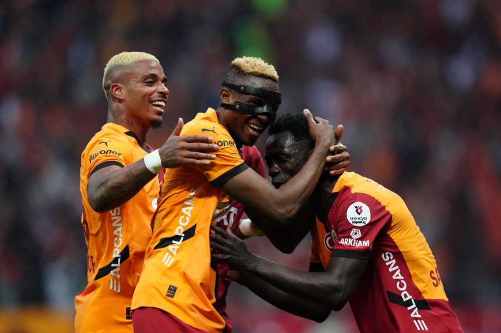 Galatasaray, Kayserispor karşısında şampiyonluk için alanda: Mümkün 11 77 FXr7F