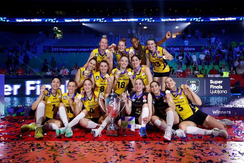 SON DAKİKA: VakıfBank Kadın Voleybol Takımı 5. kez Avrupa şampiyonu - 4