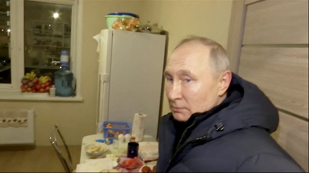 Putin'in Ukrayna ziyaretinde dublör kullandığı iddia edildi: Dikkat çeken çene ayrıntısı - 9