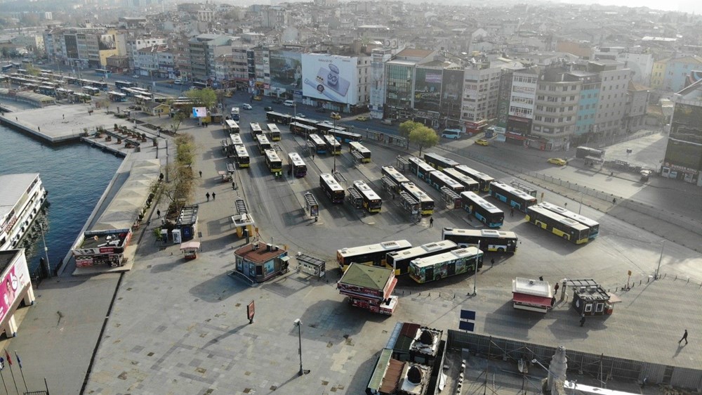 Tam kapanma sonrası Kadıköy ve Üsküdar'da meydanlar sessizliğe büründü - 3