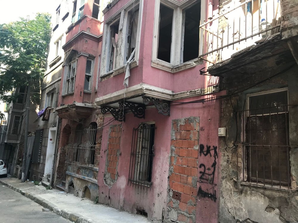 Beyoğlu'nda bulunan tarihi binaların kapıları çalındı - 3