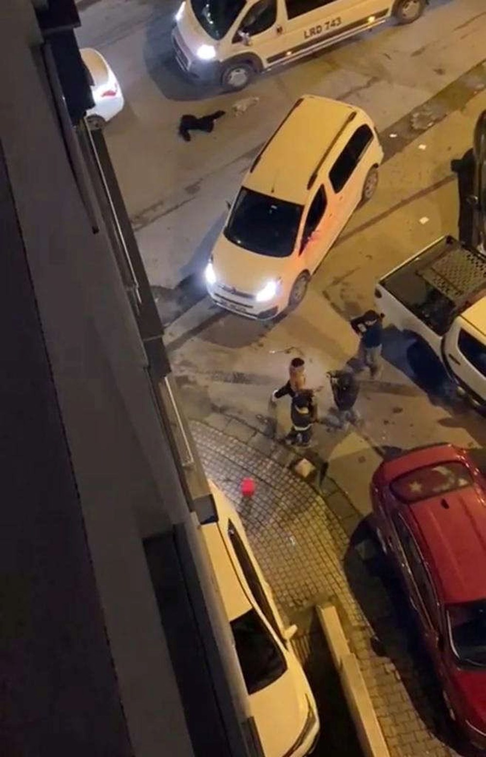 Ümraniye'de taşlı, sopalı trafik kavgası - 6