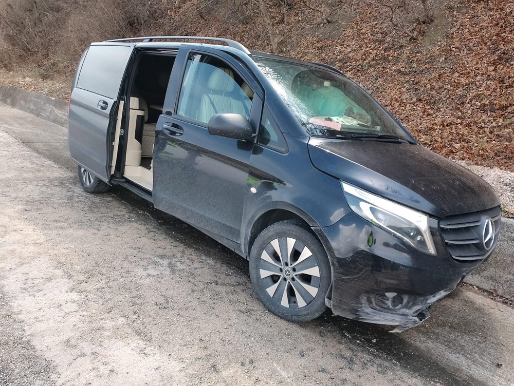 BBP lideri Mustafa Destici’nin makam aracı kaza yaptı: 4 yaralı - 2