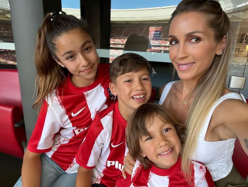Adana Demirspor'la anlaşan Luis Suarez'e eşi Sofia Balbi'den veto - 12
