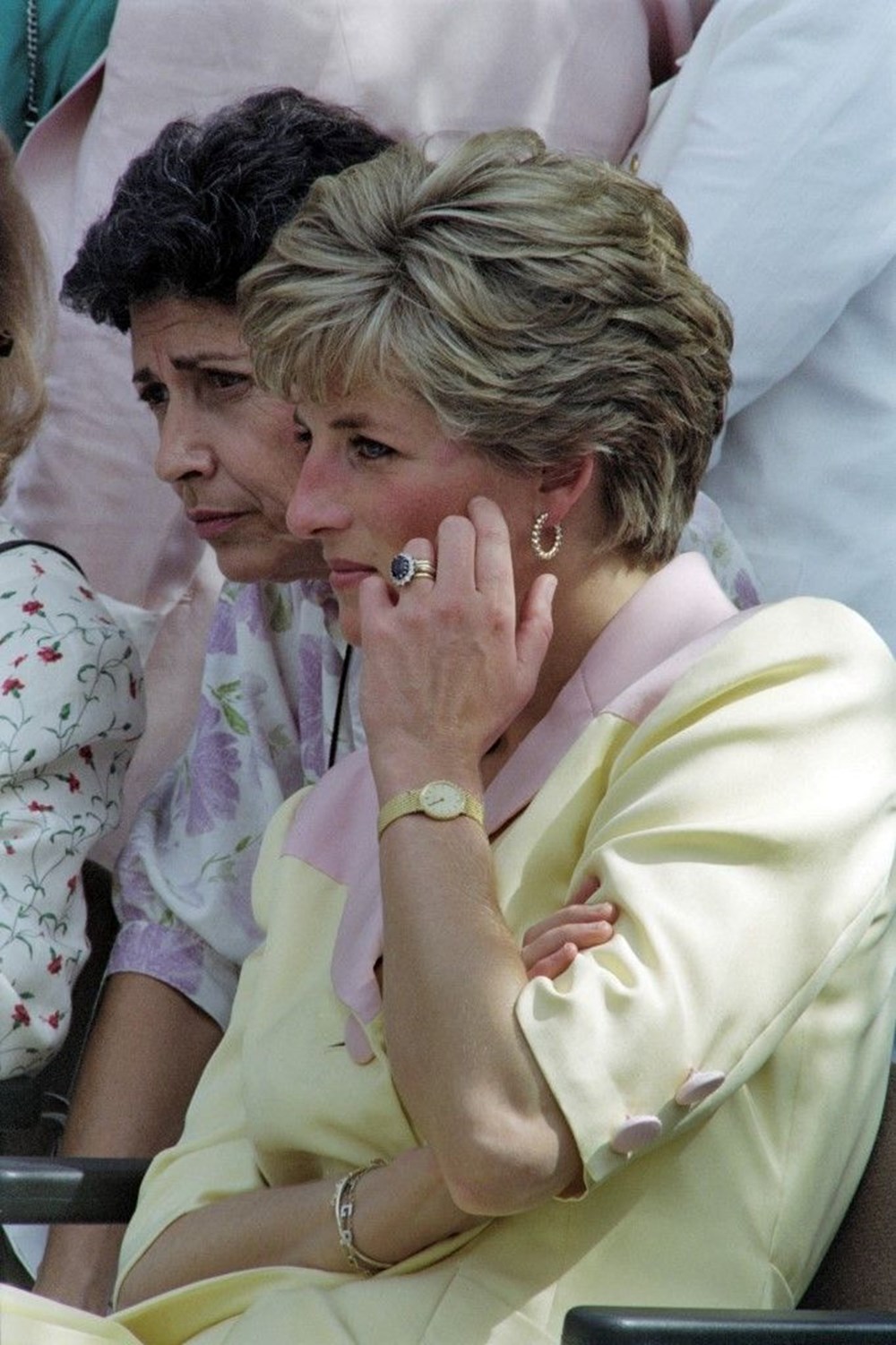 Kate Middleton'ın lanetli nişan yüzüğü: Neden Diana'nın yüzüğünü takıyor? - 5