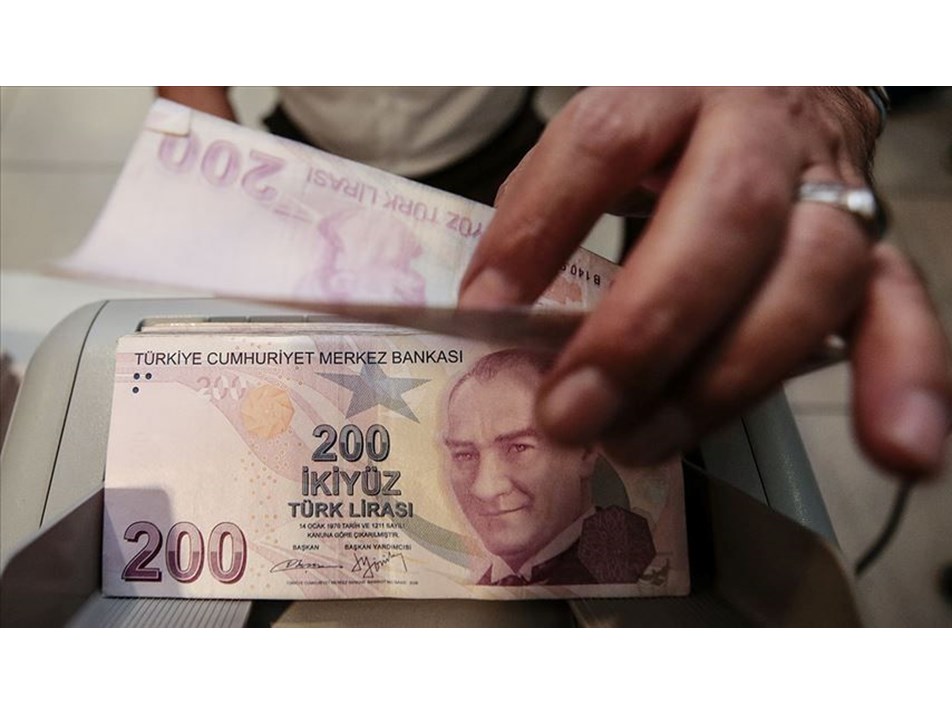 Yaşlı ve engelli aylıkları hesaplara geçiyor