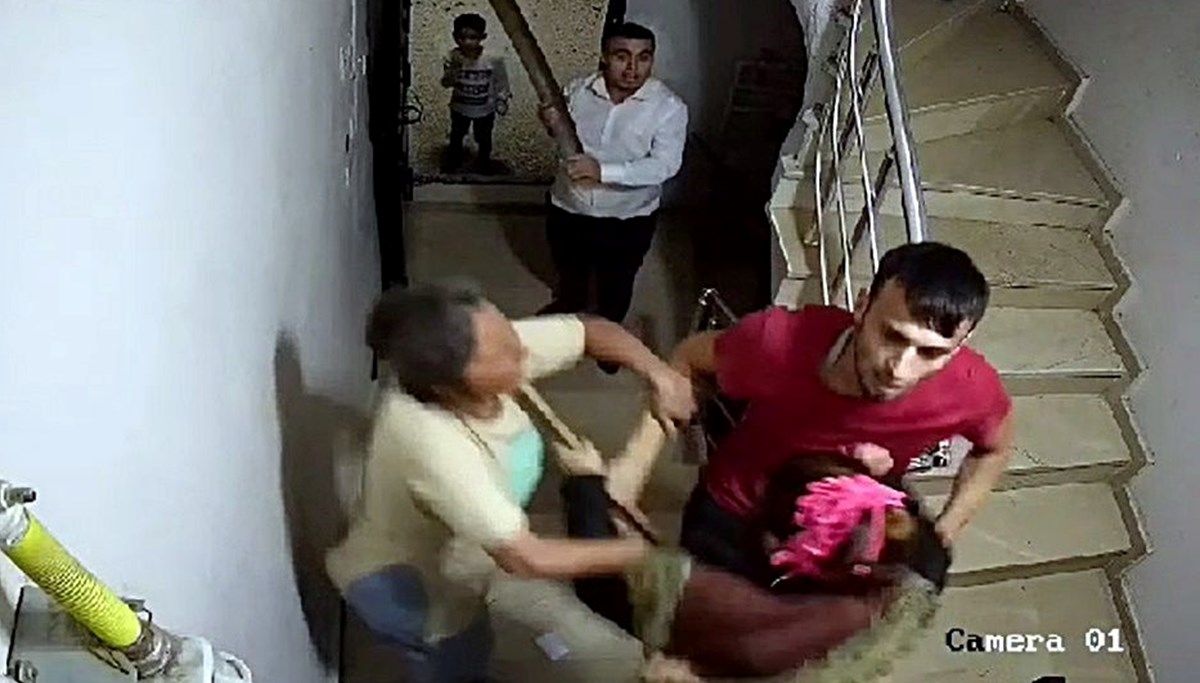 Mübaşir, boşanma aşamasındaki eşinin babaevini bastı Mübaşir, boşanma aşamasındaki eşinin babaevini bastı