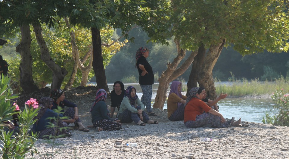 Antalya'da ırmakta akıntıya kapılan çocuk kayboldu - 1
