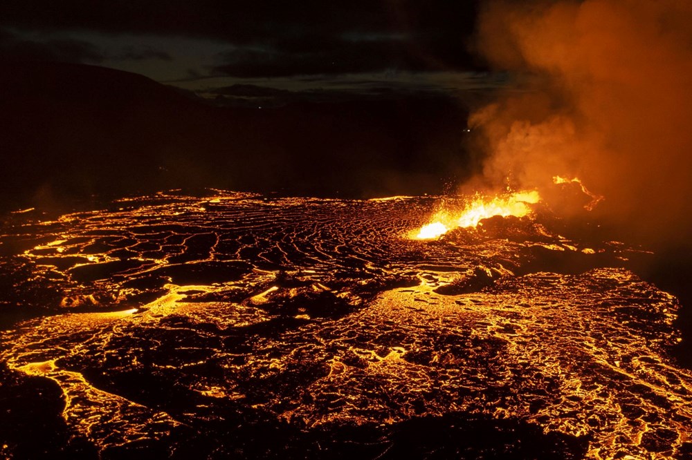 İzlanda'da volkan patlaması: Magma yeryüzüne çıktı - 2