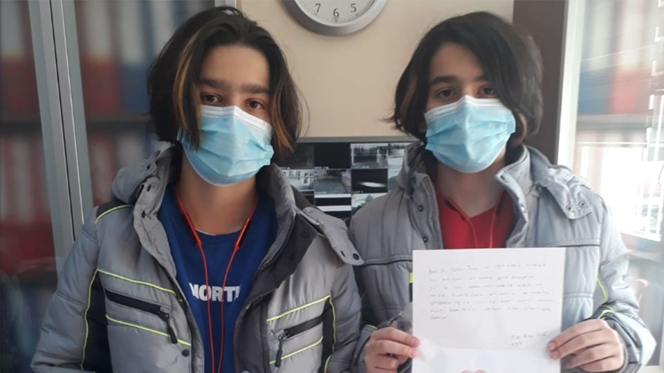 Öğrencilerden Covid-19 aşısıyla insanlığa umut olan Türk çifte teşekkür mektupları - 2