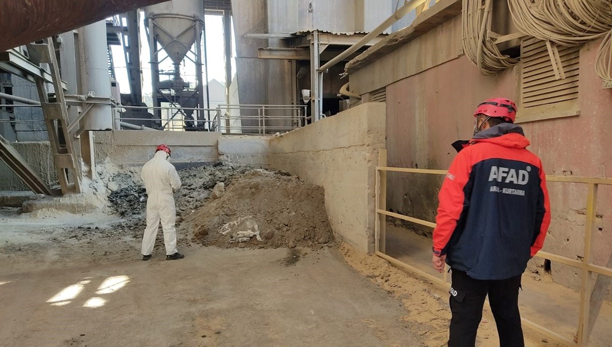 Bolu'da çimento fabrikasında patlama Bolu'da çimento fabrikasında patlama