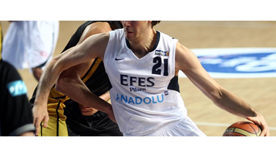 Efes Pilsen iki isim önerdi