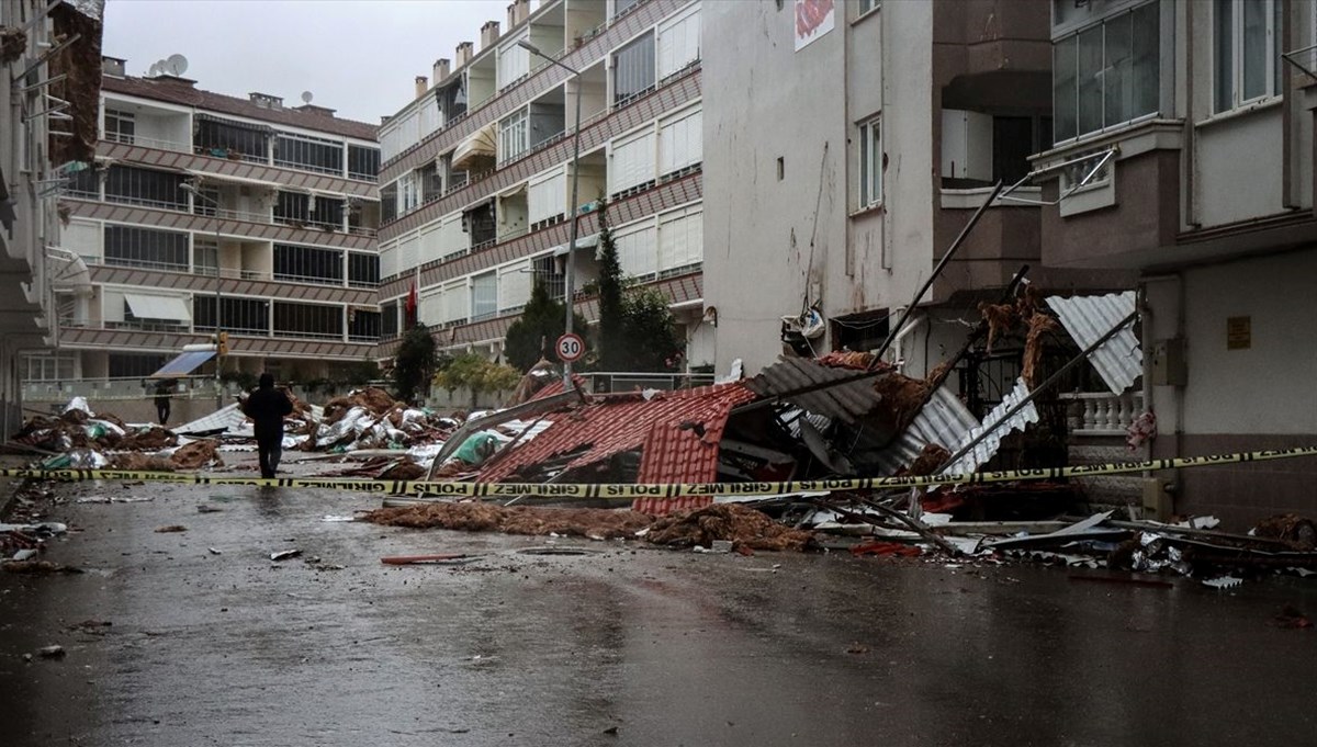 Sağlık Bakanı Koca, Marmara Bölgesi'ndeki fırtınanın bilançosunu açıkladı