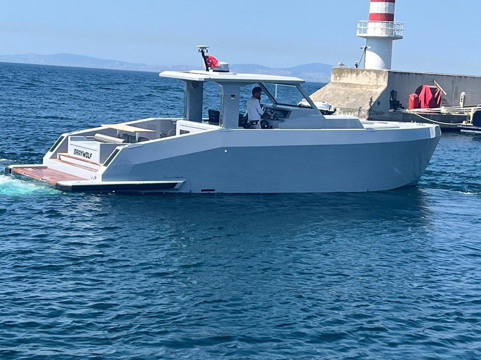 Yunanistan'a açılan Türk iş insanı kayıp: Teknesi parçalanmış halde bulundu - 1