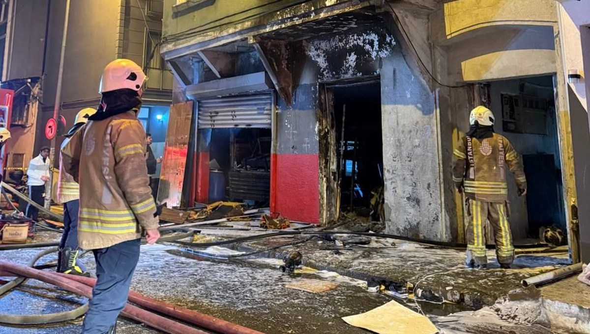 Gece saatlerinde korkutan yangın Gece saatlerinde korkutan yangın