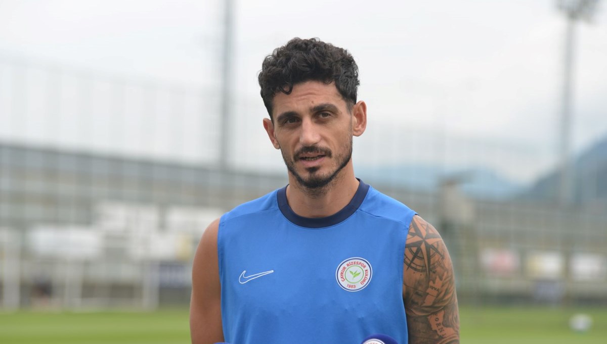 Samet Akaydın: Dışarıya kulağımızı kapatıyoruz