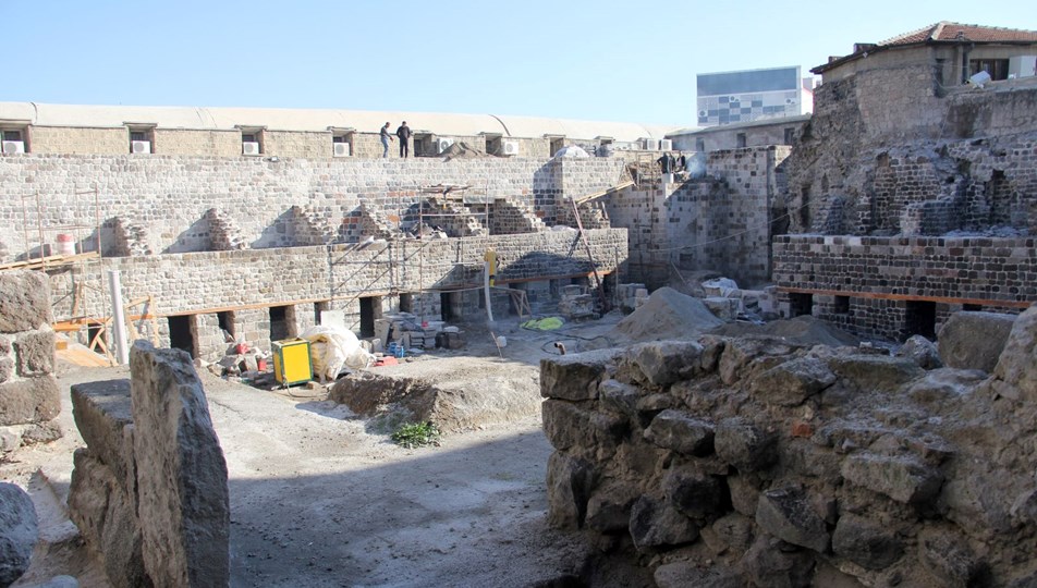 Kervanların mekanı 504 yıllık Gön Han'ın restorasyonunda sona gelindi