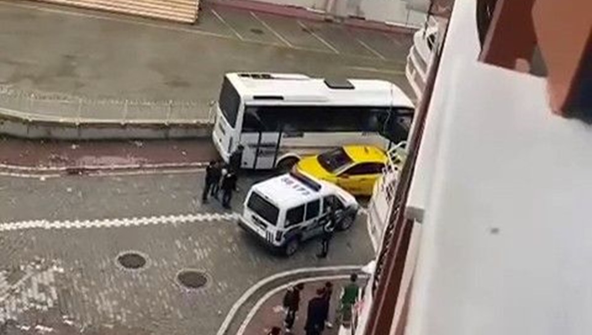 Taksici kaçtı, polis çarparak durdurabildi