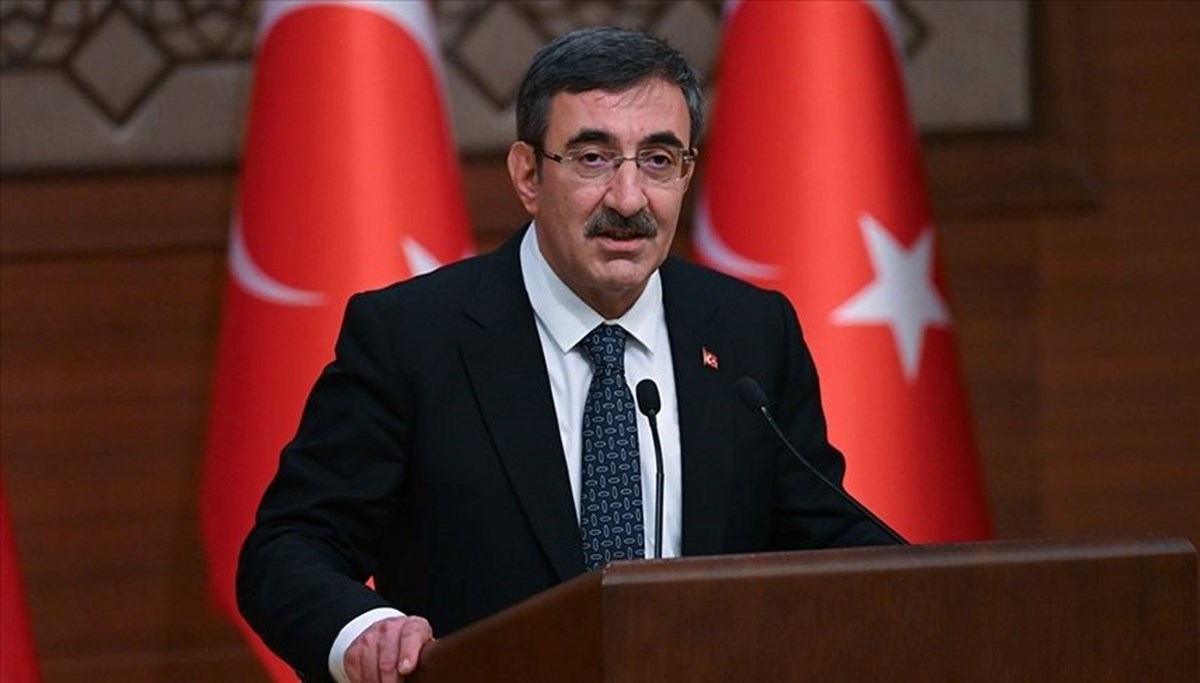 Cevdet Yılmaz: Meclisimize teklif edilen paket Savunma Sanayii Fonu'na destek amaçlı Cevdet Yılmaz: Meclisimize teklif edilen paket Savunma Sanayii Fonu'na destek amaçlı