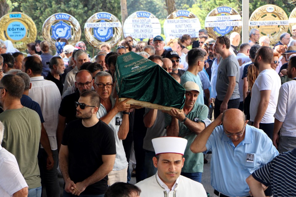 Yaşar Kemal'in manevi oğlu Raşit Gökçeli son yolculuğuna uğurlandı - 1