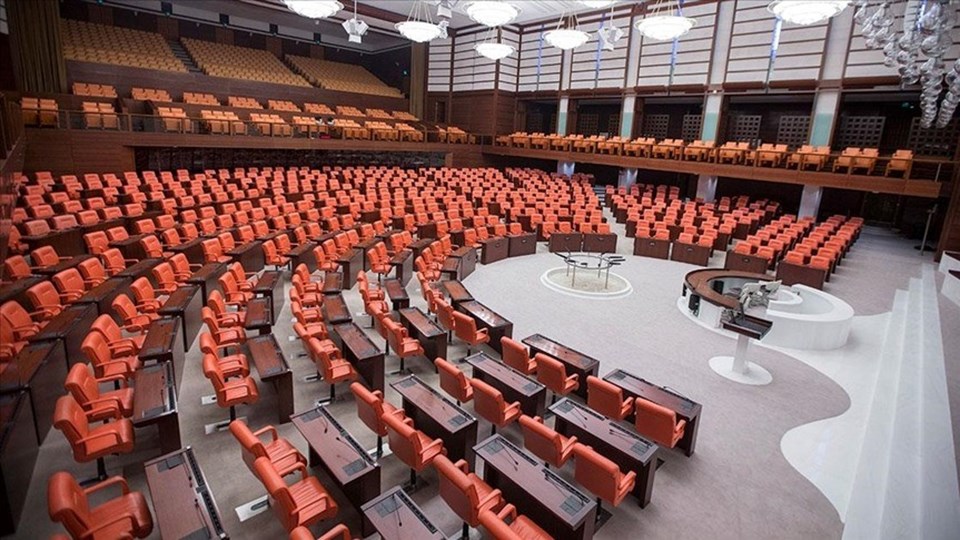 Meclis (TBMM) bugün çalışıyor mu, ne zaman ve saat kaçta toplanacak? Gözler Meclis gündeminde - 1