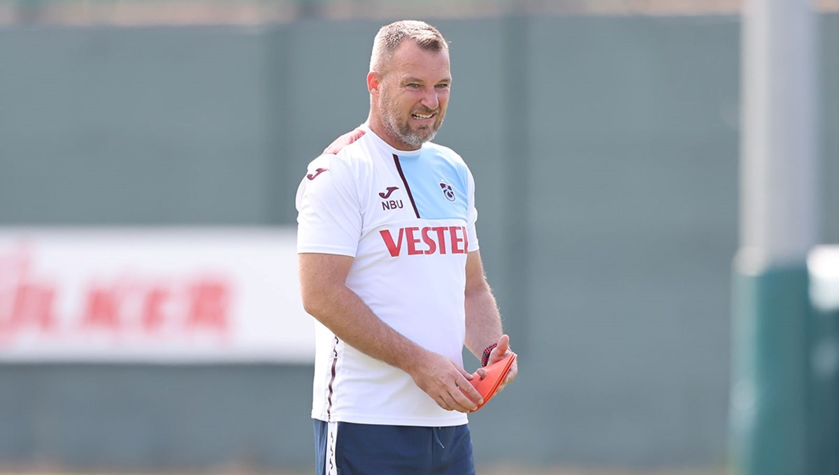 Trabzonspor’da bu sezon en çok kartı yardımcı antrenör gördü Trabzonspor’da bu sezon en çok kartı yardımcı antrenör gördü