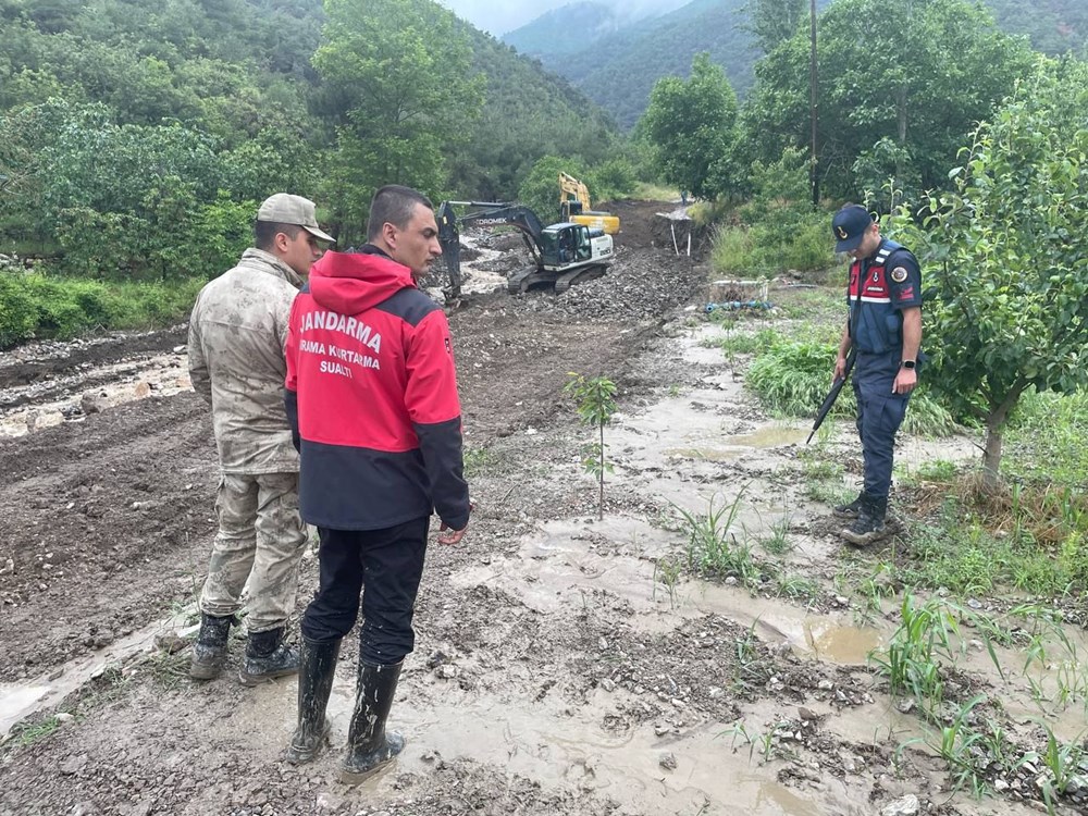 Amasya'yı sel vurdu: İki kişi kayıp - 10
