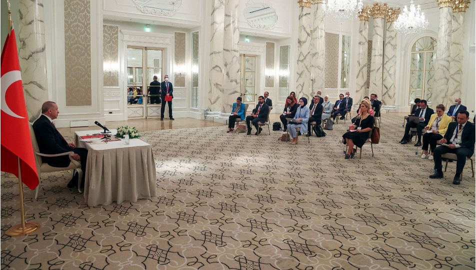Cumhurbaşkanı Erdoğan'dan ABD'ye: Müttefik yerine terör örgütlerini tercih etmek tarihi hata