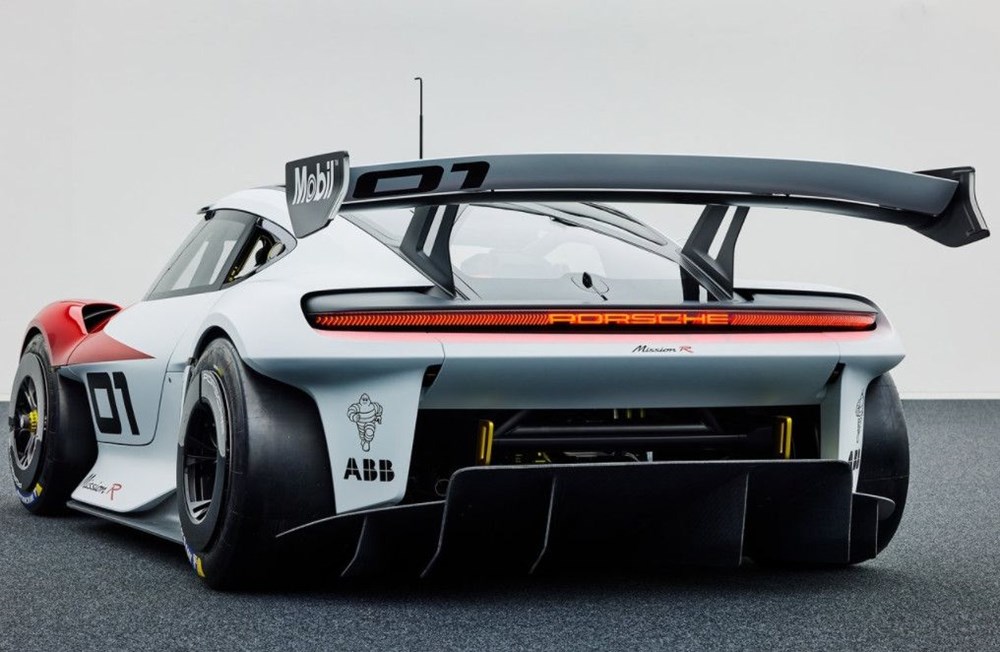 Porsche Mission R Konsepti tanıtıldı: Elektrikten gelen 1.088 beygirlik güç - 6