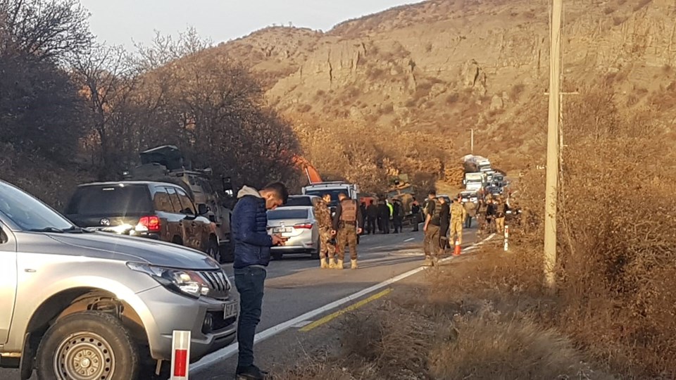 Tunceli'de askeri araç devrildi: 13 yaralı - 1