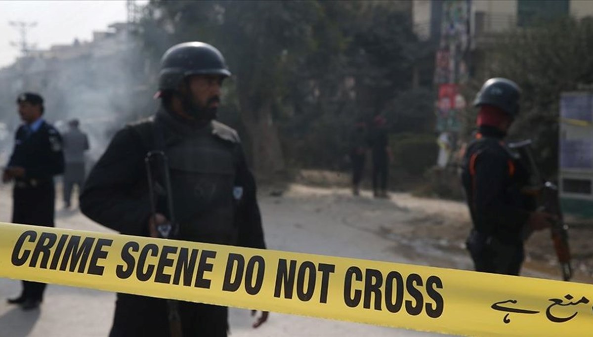Pakistan’da okula saldırı: 7 öğretmen öldürüldü Pakistan’da okula saldırı: 7 öğretmen öldürüldü