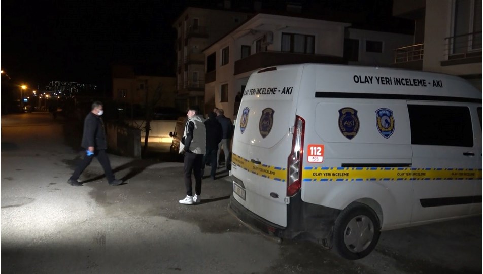 Düzce'de öğretim üyesi evinde ölü bulundu