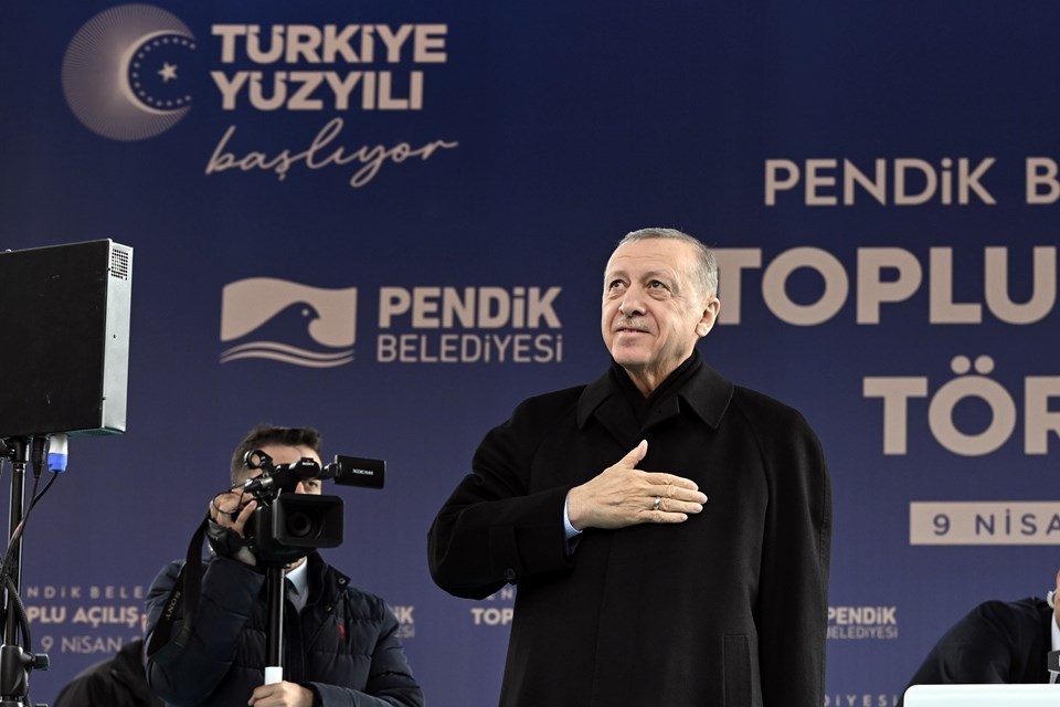 Cumhurbaşkanı Erdoğan: Kıbleyi bilmeyenler seccadeye ayakkabı ile basar - 2