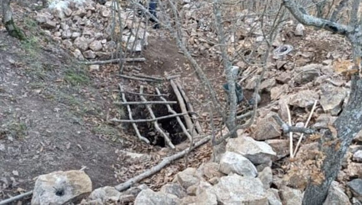 15 metrelik kuyuda yakalandılar 15 metrelik kuyuda yakalandılar