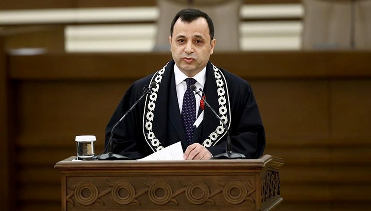 AYM Başkanı: Uzaktan kumandalı yargı da yargıç da olmaz AYM Başkanı: Uzaktan kumandalı yargı da yargıç da olmaz