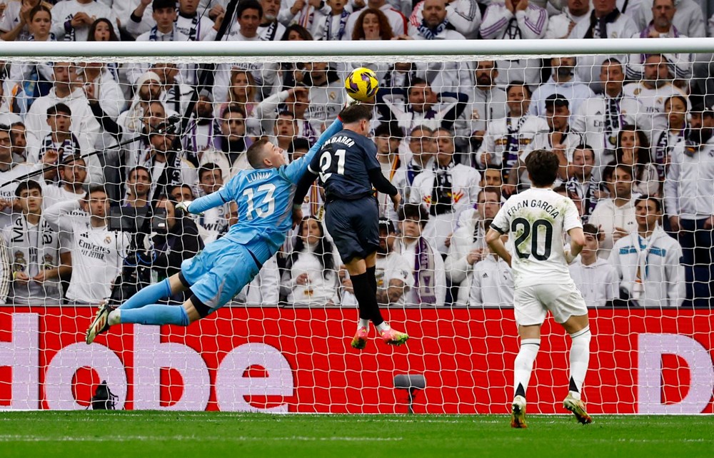 "Fernando Muslera'ya Yerine Muhteşem Transfer! Real Madrid'ten Galatasaray'a Kale Gecesi" 76 FxkgnhFLTEq