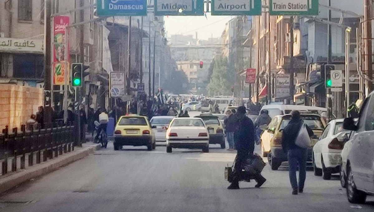 Halep’te günlük yaşam hareketlendi! Üniversitede dersler yeniden başlayacak