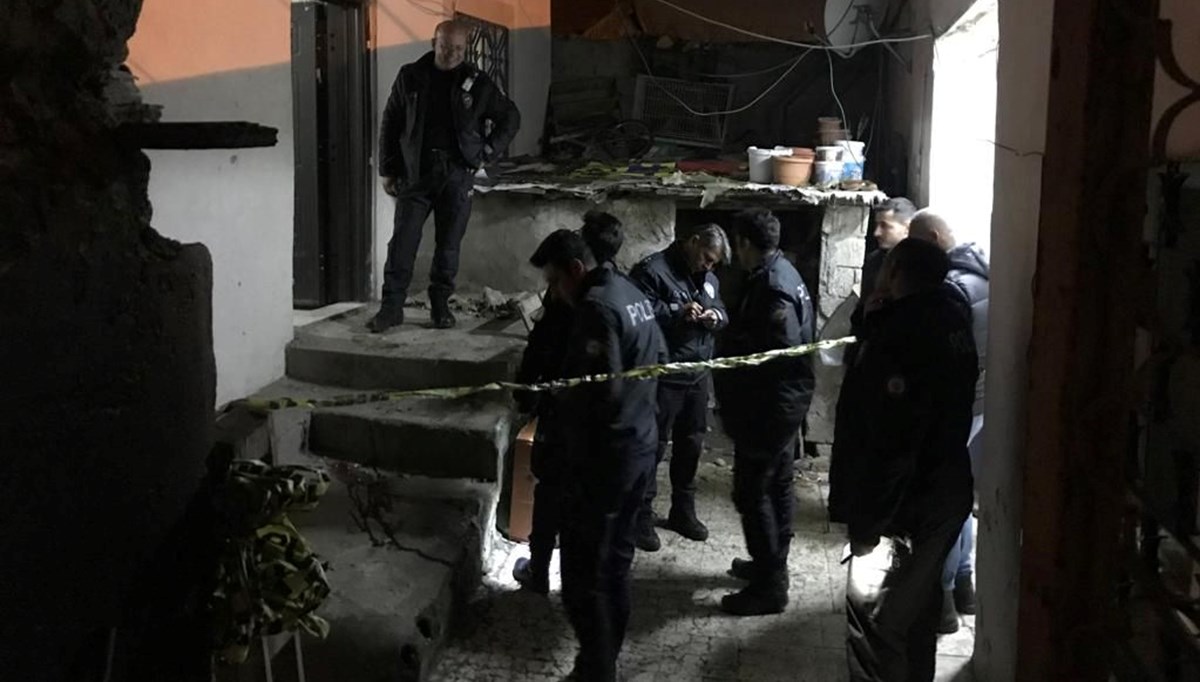 Aynı evde yaşadığı kadını tüfekle yaraladı Aynı evde yaşadığı kadını tüfekle yaraladı