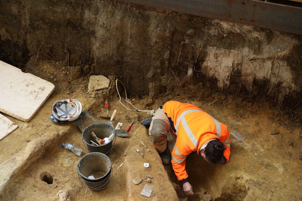 Paris'te 50 antik mezar bulundu - 3