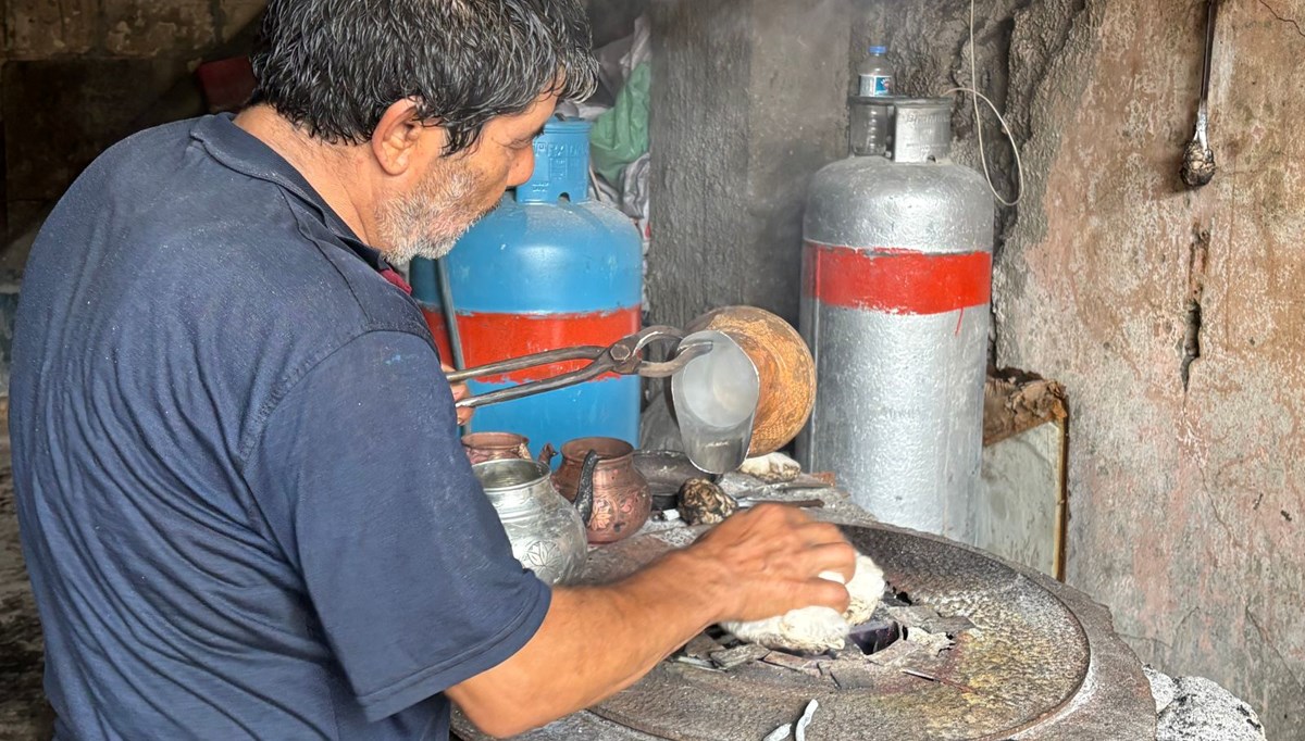 7 yaşında başladığı mesleğini 58 yıldır aşkla sürdürüyor: ''Gençlerin bu işe merakı yok''