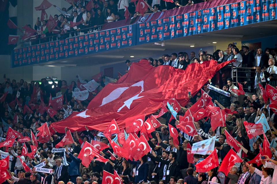 CHP'de Kemal Kılıçdaroğlu dönemi sona erdi: Yeni genel başkan Özgür Özel oldu - 6