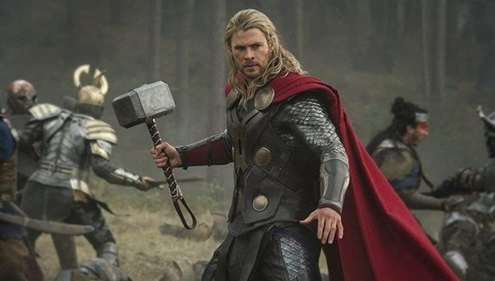 Chris Hemsworth'ün Thor kasları sosyal medyada tartışma yarattı - 3