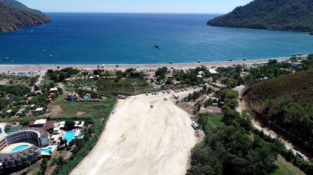 Antalya’da
bir göl, otopark oldu! 19 yıllık adım adım değişim uydu fotoğraflarında - 9