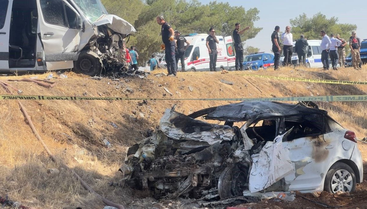 Genç sürücü yanarak hayatını kaybetti