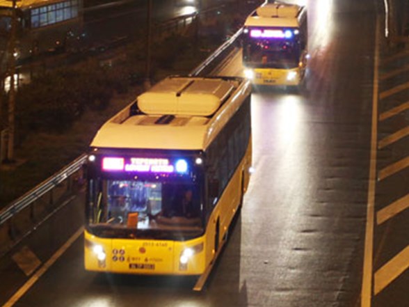 Istanbul Da Gece Gorev Yapan Iett Otobusleri Ntv