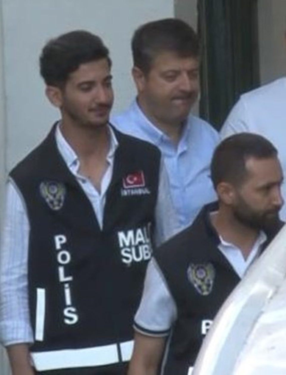 Zeydan Karalar tutuklandı, Abdurrahman Tutdere'ye ev hapsi - 1