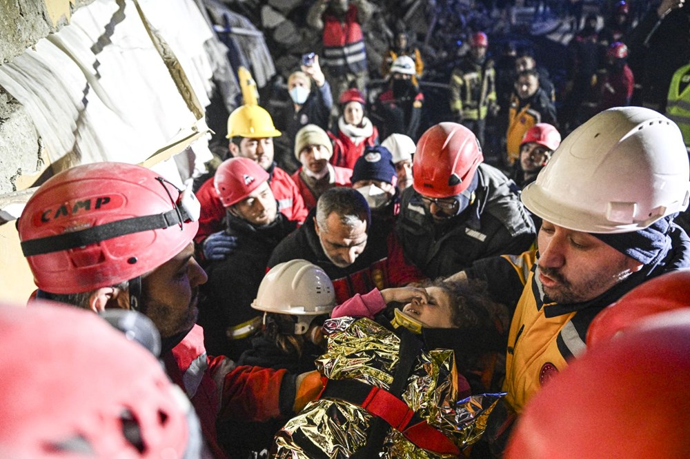 Deprem bölgesinden mucize kurtuluşlar - 74